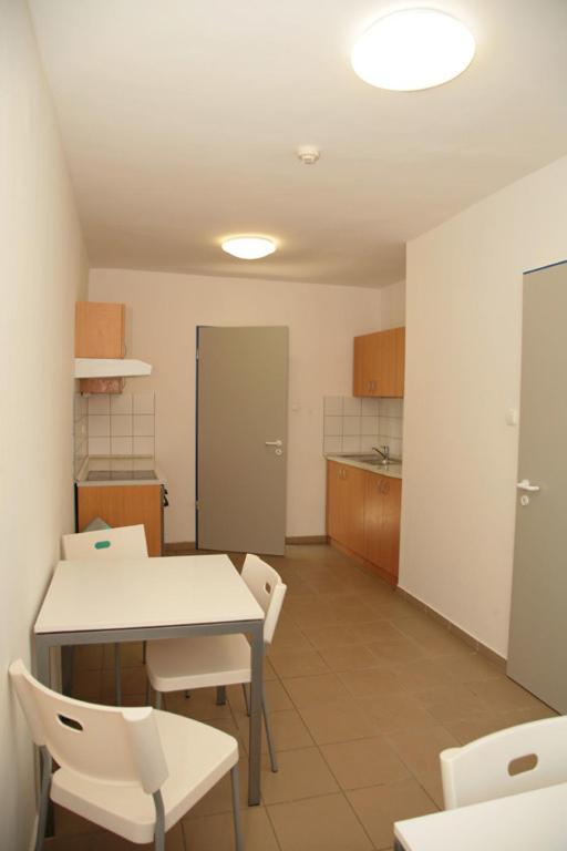 Imola Hostel Eger Exterior photo